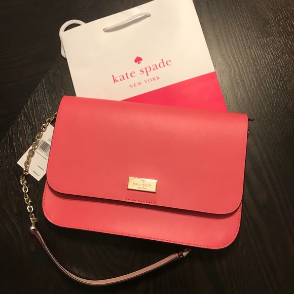 kate spade Handbags - HP!!! NWT Kate Spade Pink Purse PRICE FIRM